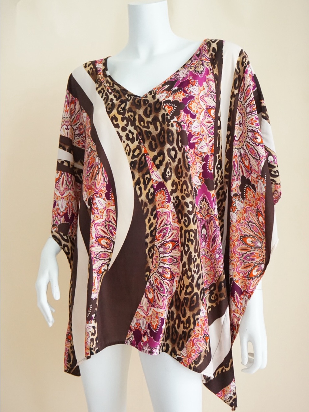 Chicos Animal Print Paisley Tunic V Neck Blouse - Size L/ XL